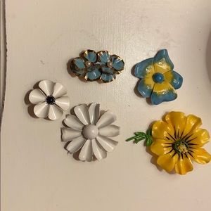 Vintage Flower Pin Set